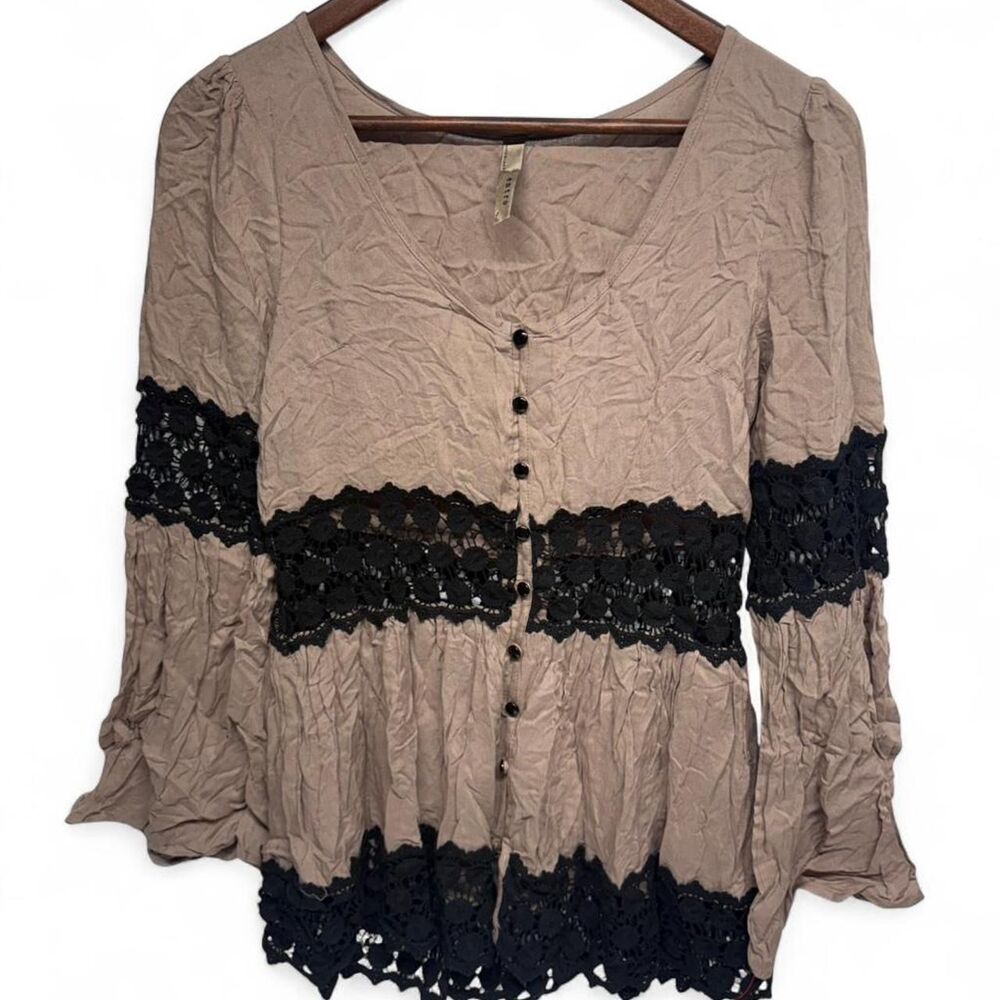 Entro Women's Brown and Black Blouse Lace Peekaboo Cut out